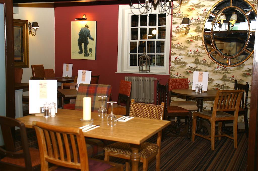 The Bear Hotel By Greene King Inns Hungerford Exteriér fotografie