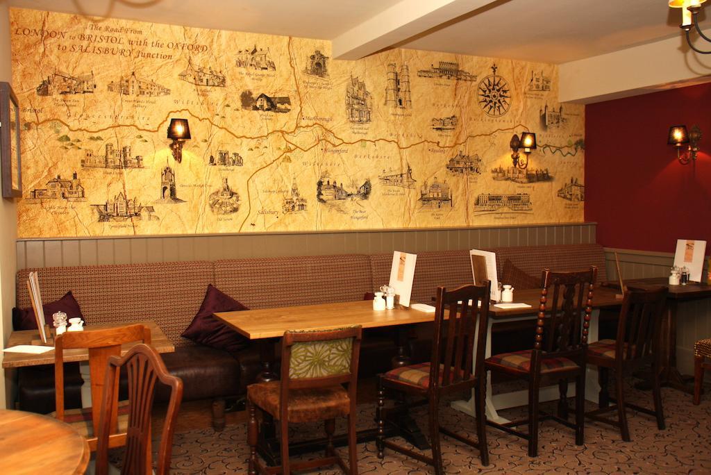 The Bear Hotel By Greene King Inns Hungerford Exteriér fotografie