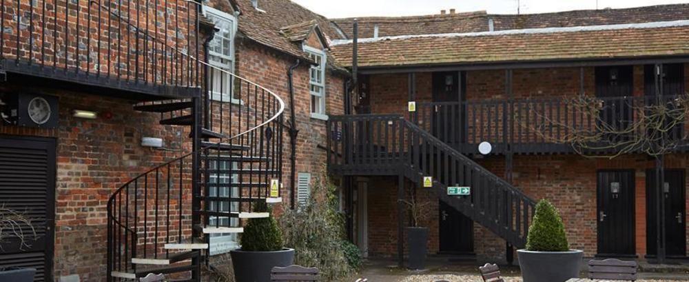 The Bear Hotel By Greene King Inns Hungerford Exteriér fotografie