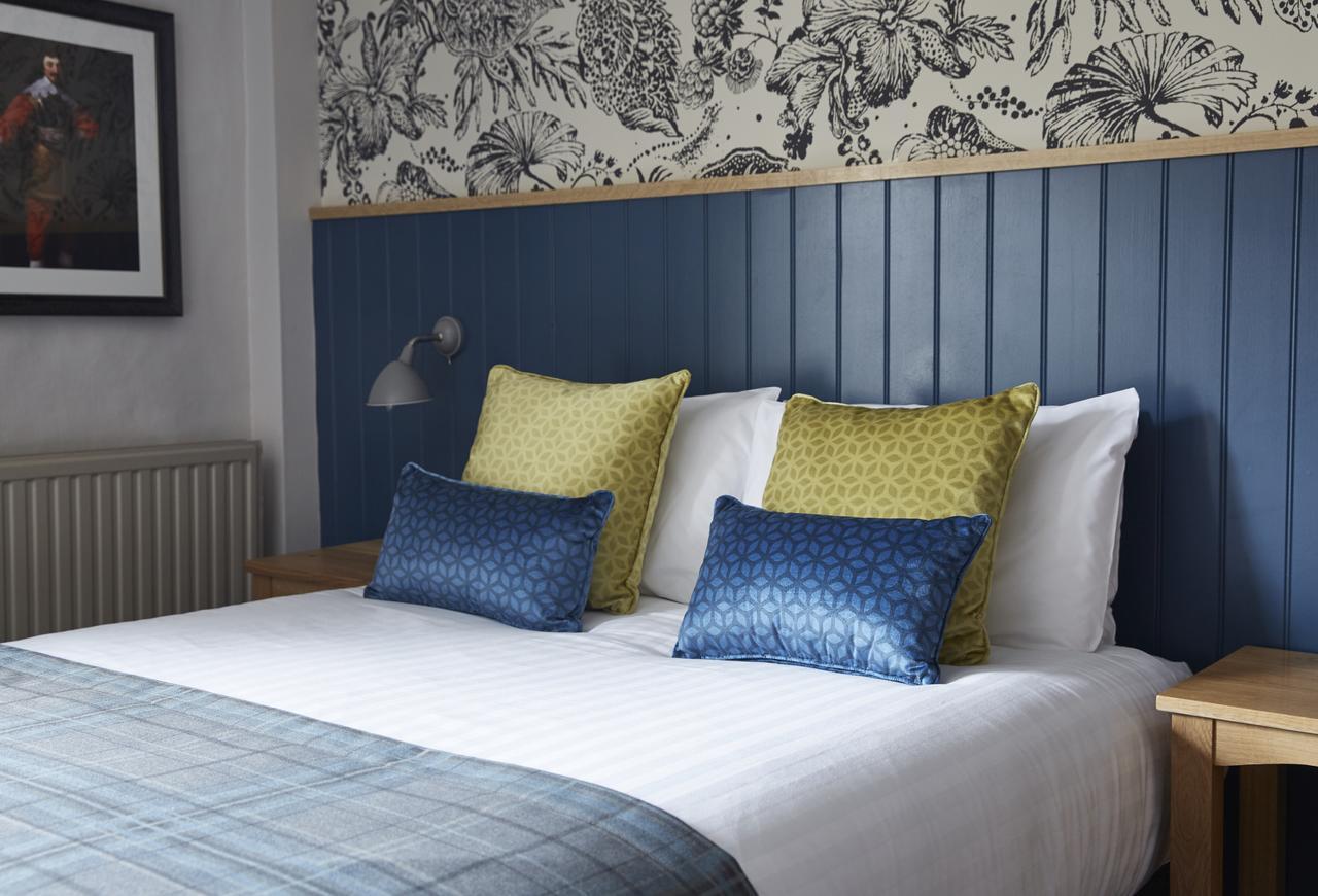 The Bear Hotel By Greene King Inns Hungerford Exteriér fotografie