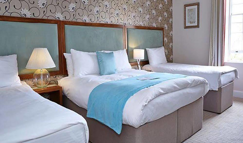 The Bear Hotel By Greene King Inns Hungerford Exteriér fotografie